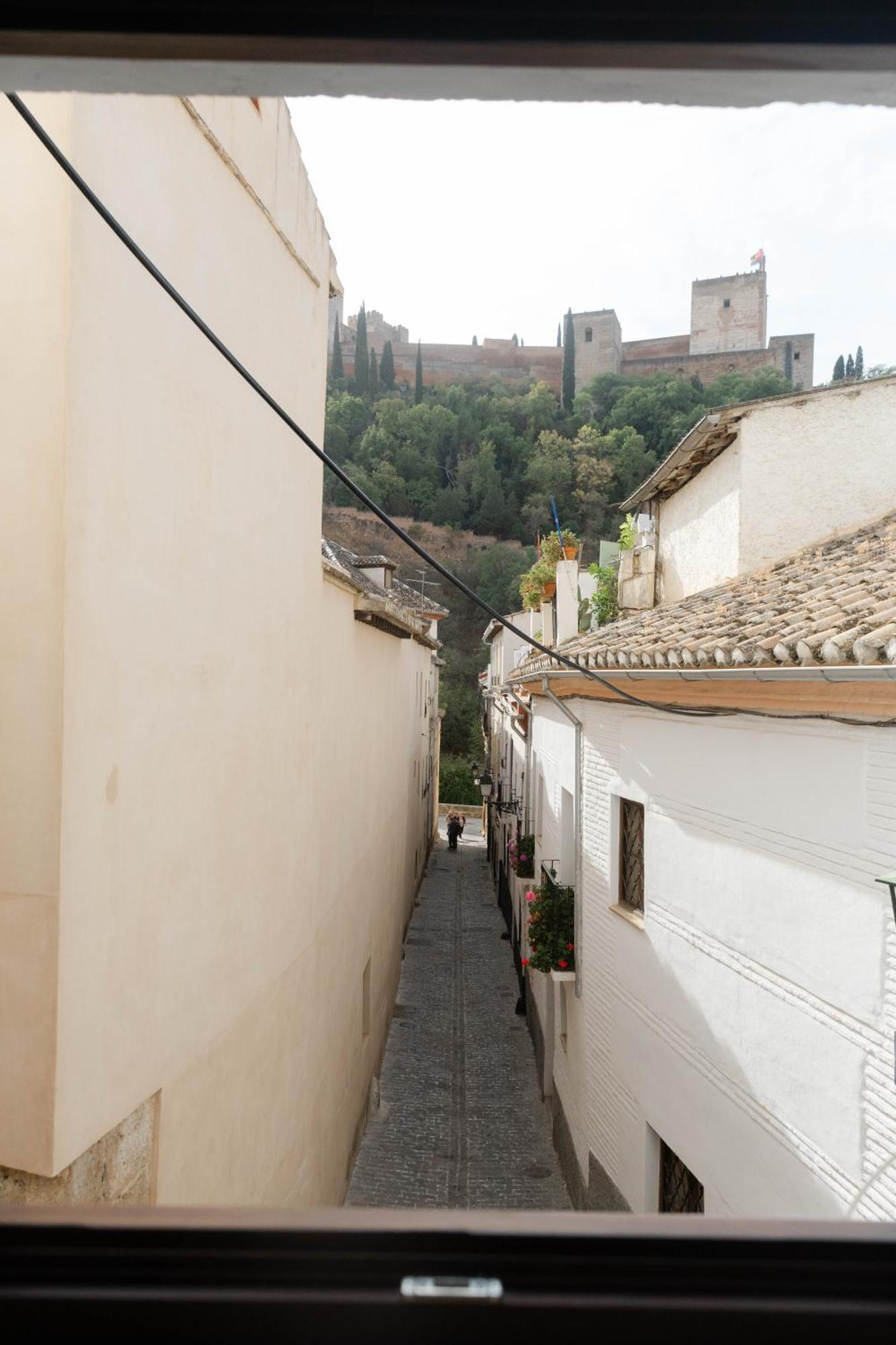 Apartamento Duplex Con Vista A La Alhambra กรานาดา ภายนอก รูปภาพ