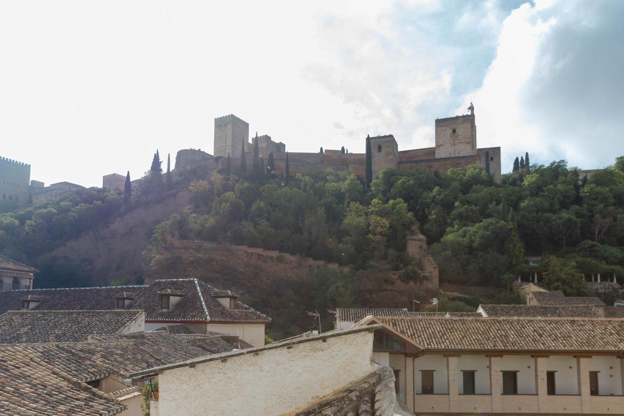 Apartamento Duplex Con Vista A La Alhambra กรานาดา ภายนอก รูปภาพ